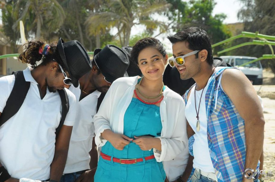 Gunde Jaari Gallanthayyinde